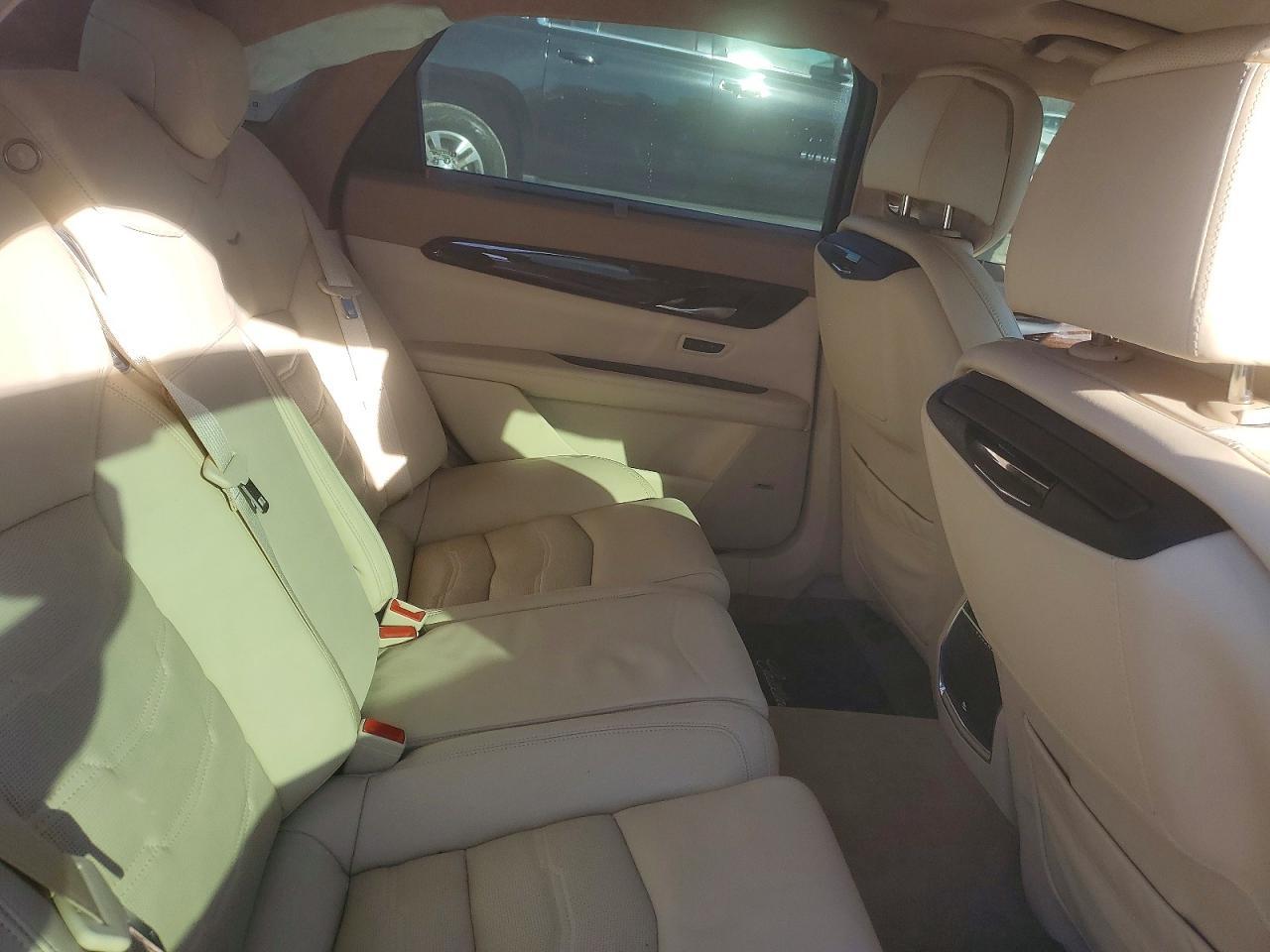 2017 CADILLAC CT6