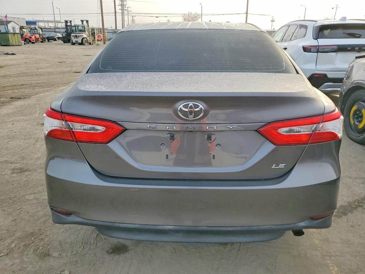 2018 TOYOTA CAMRY