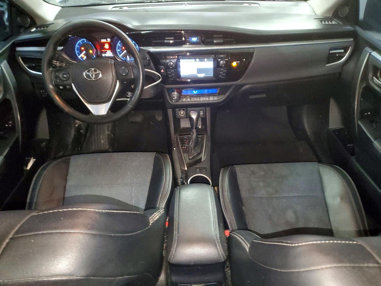 2015 TOYOTA COROLLA
