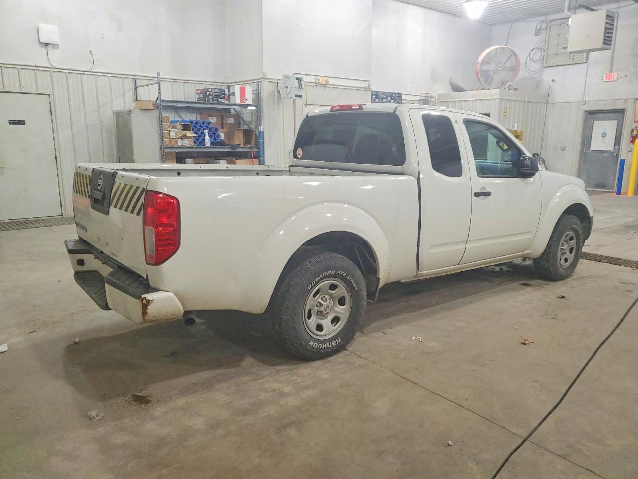 2017 NISSAN Frontier