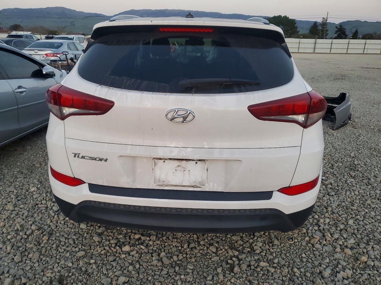 2017 HYUNDAI TUCSON