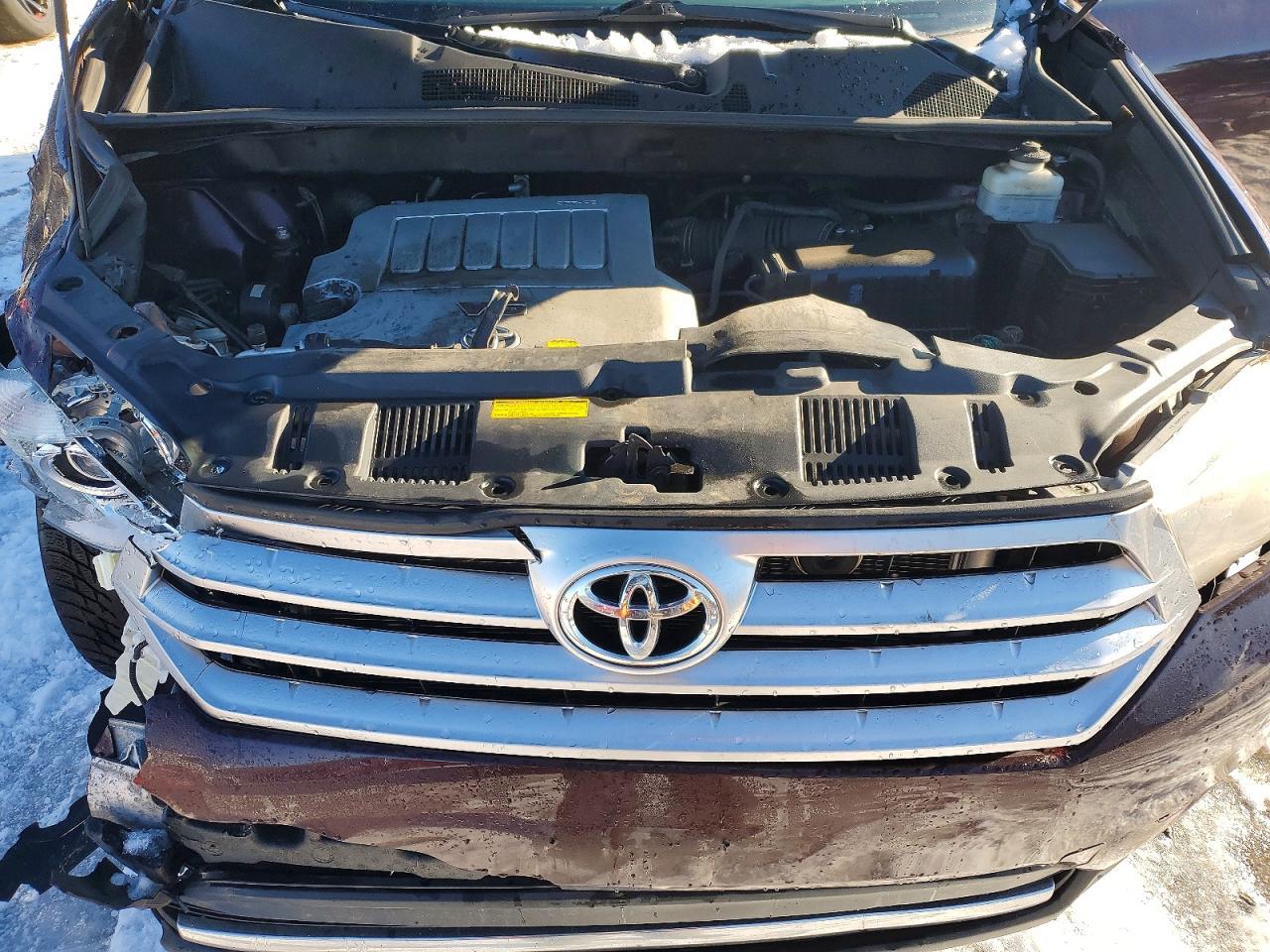 2012 TOYOTA HIGHLANDER