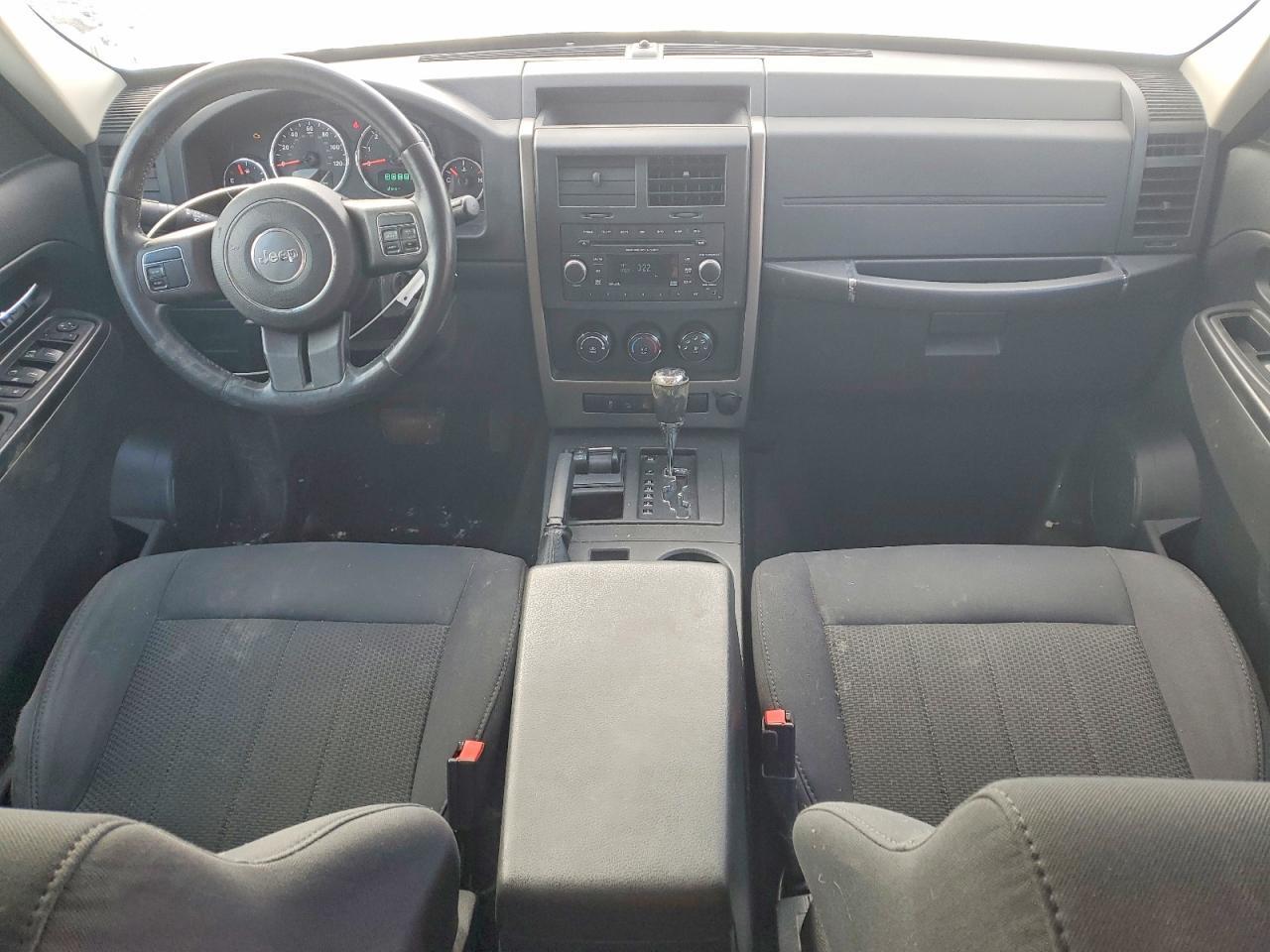 2012 JEEP Liberty