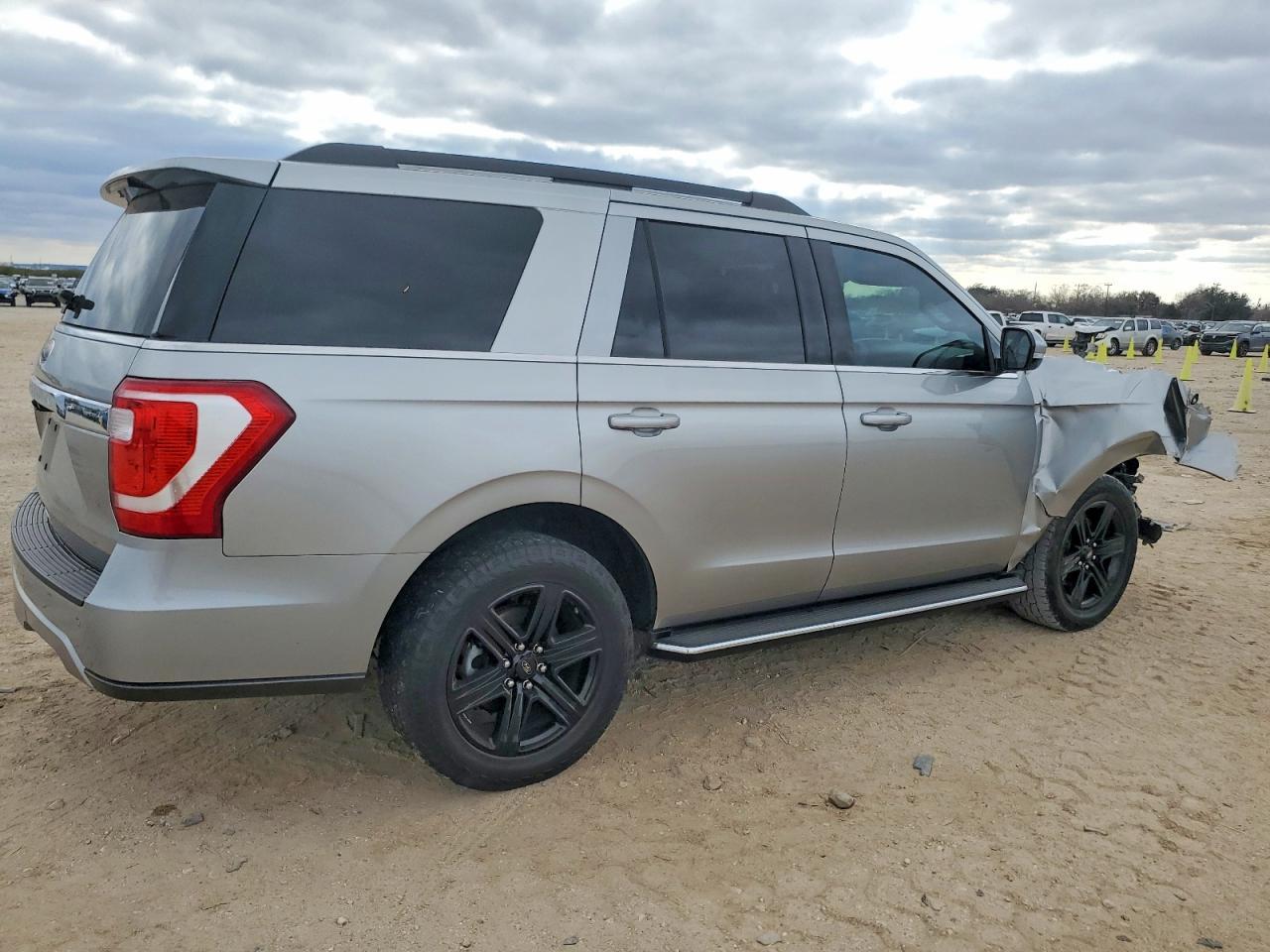 2020 FORD Expedition