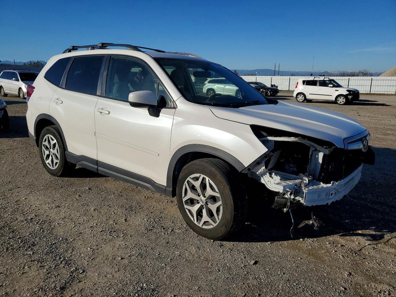 2021 SUBARU FORESTER