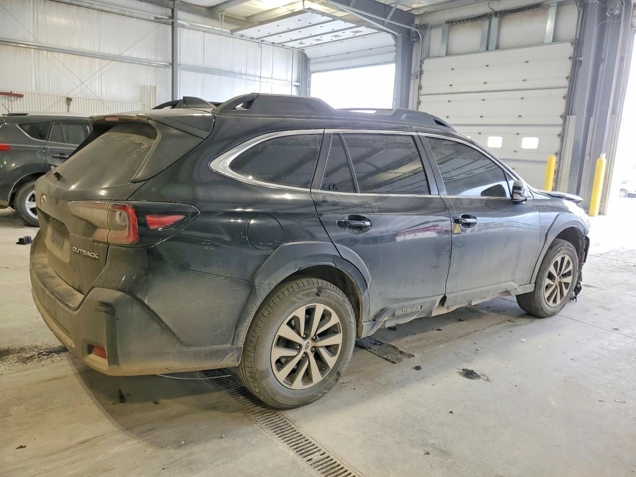 2023 SUBARU Outback