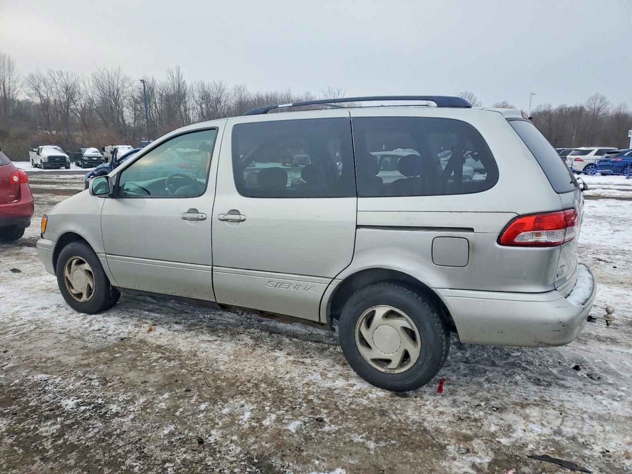 2002 TOYOTA SIENNA