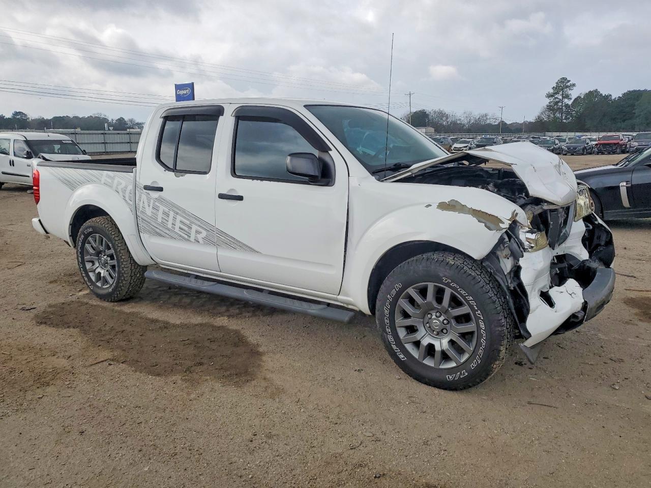 2012 NISSAN Frontier
