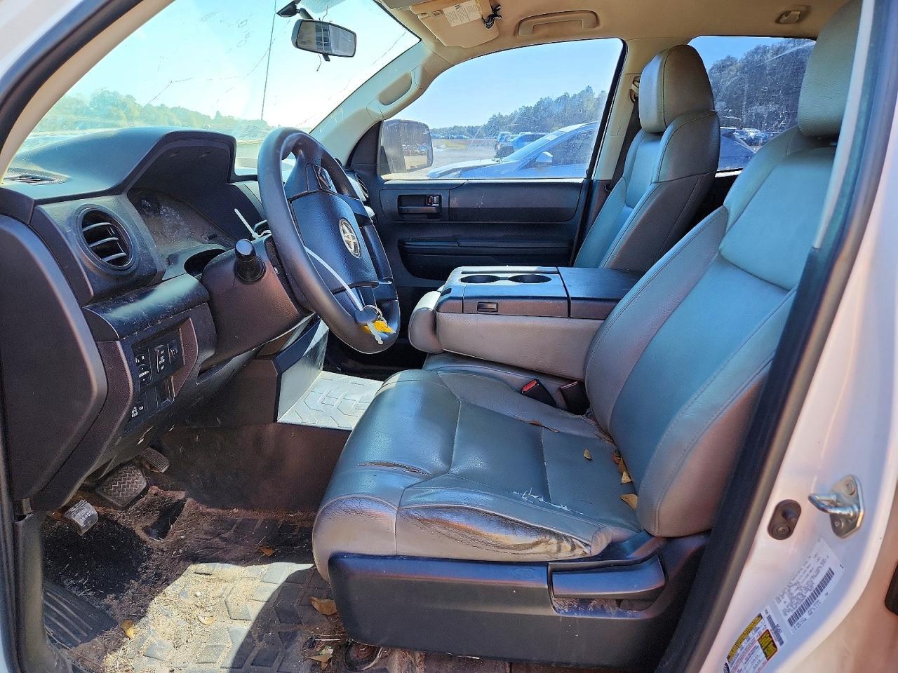 2016 TOYOTA TUNDRA