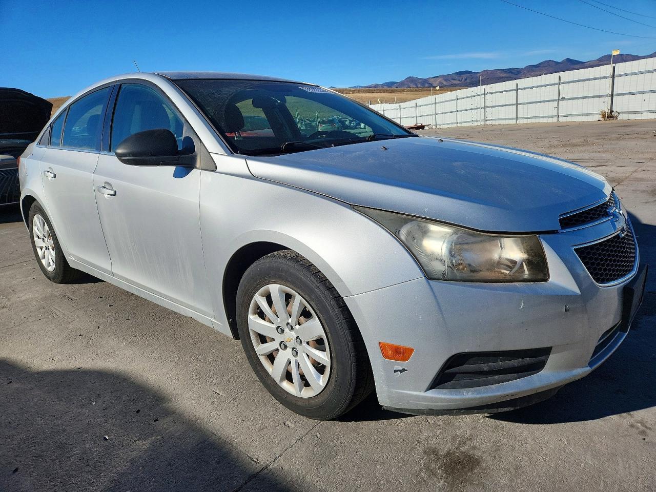 2011 CHEVROLET CRUZE