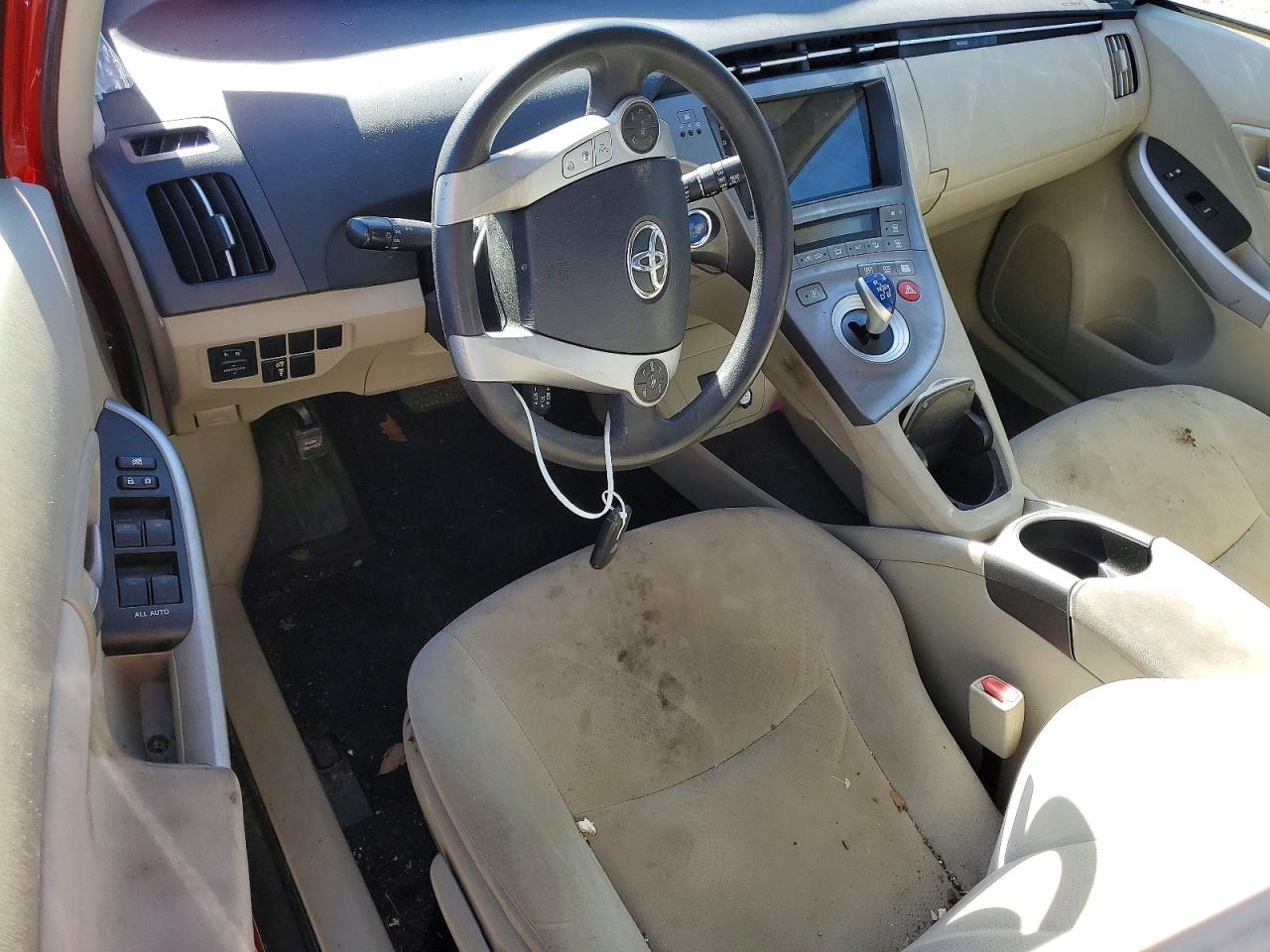 2015 TOYOTA PRIUS