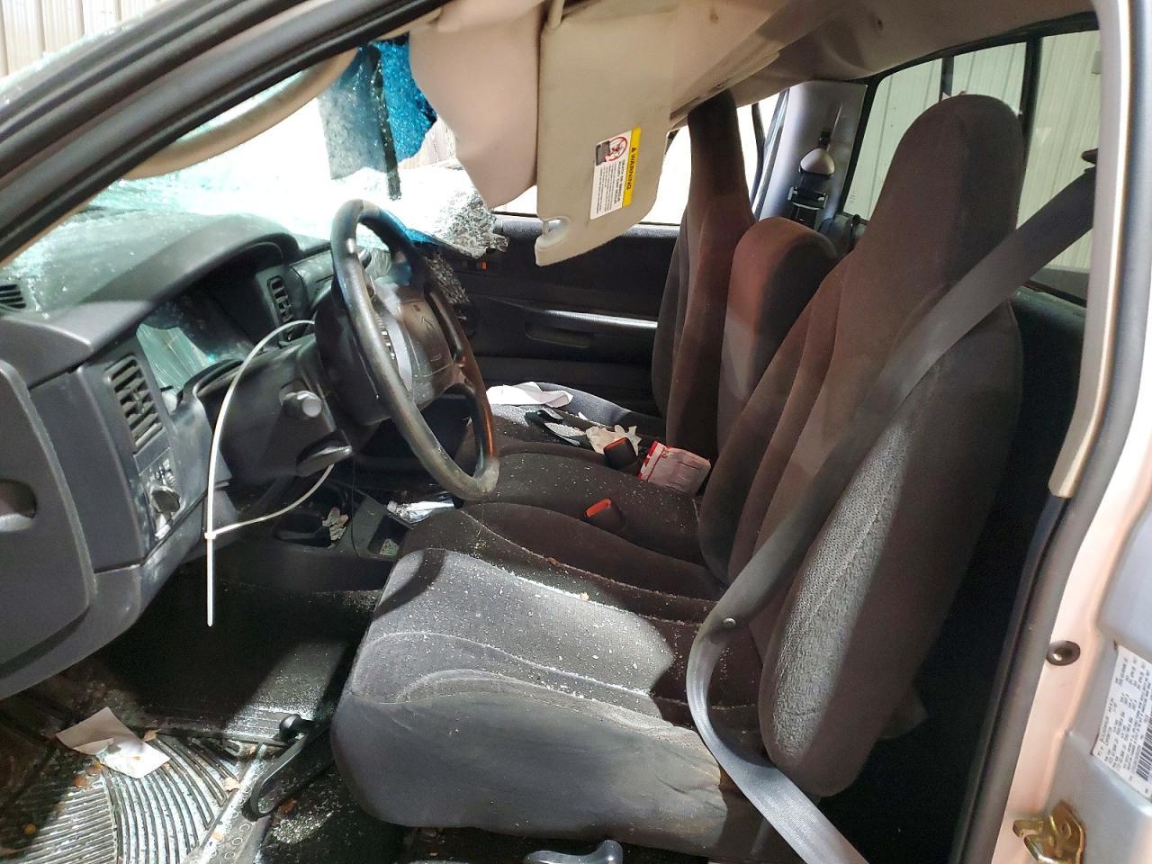 2004 DODGE Dakota