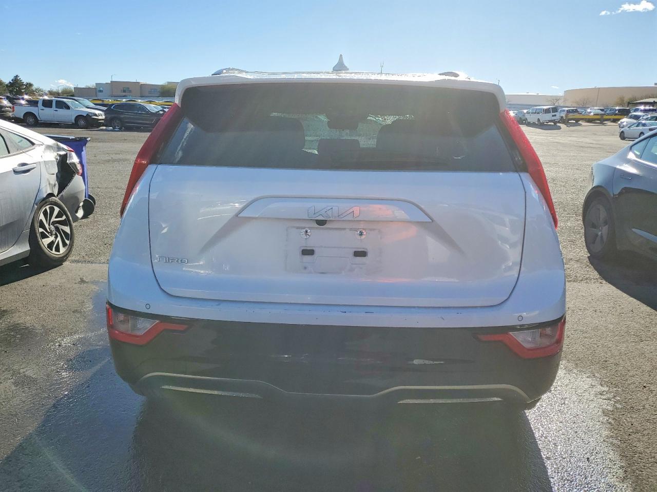 2023 KIA Niro