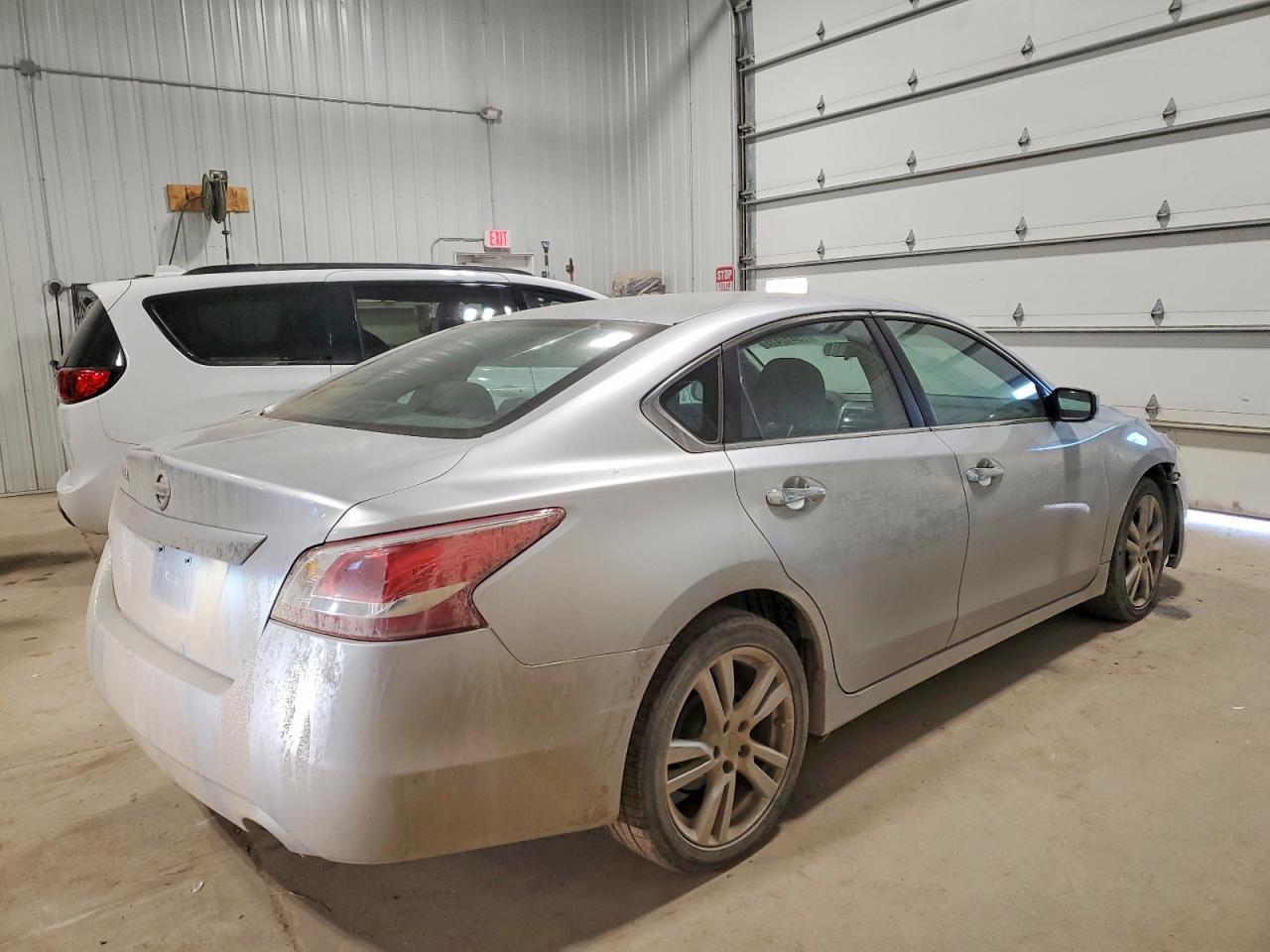 2013 NISSAN ALTIMA