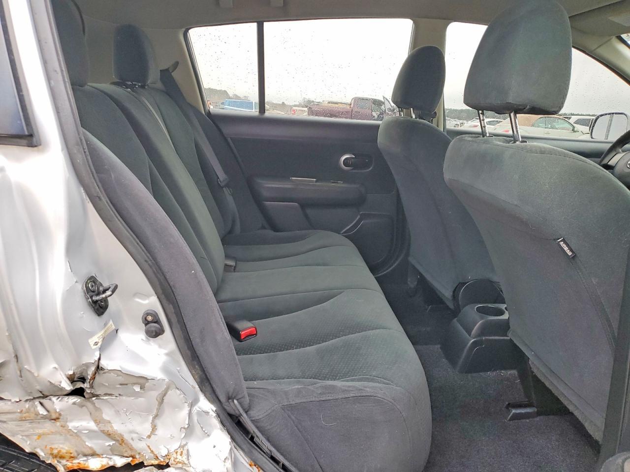 2012 NISSAN VERSA