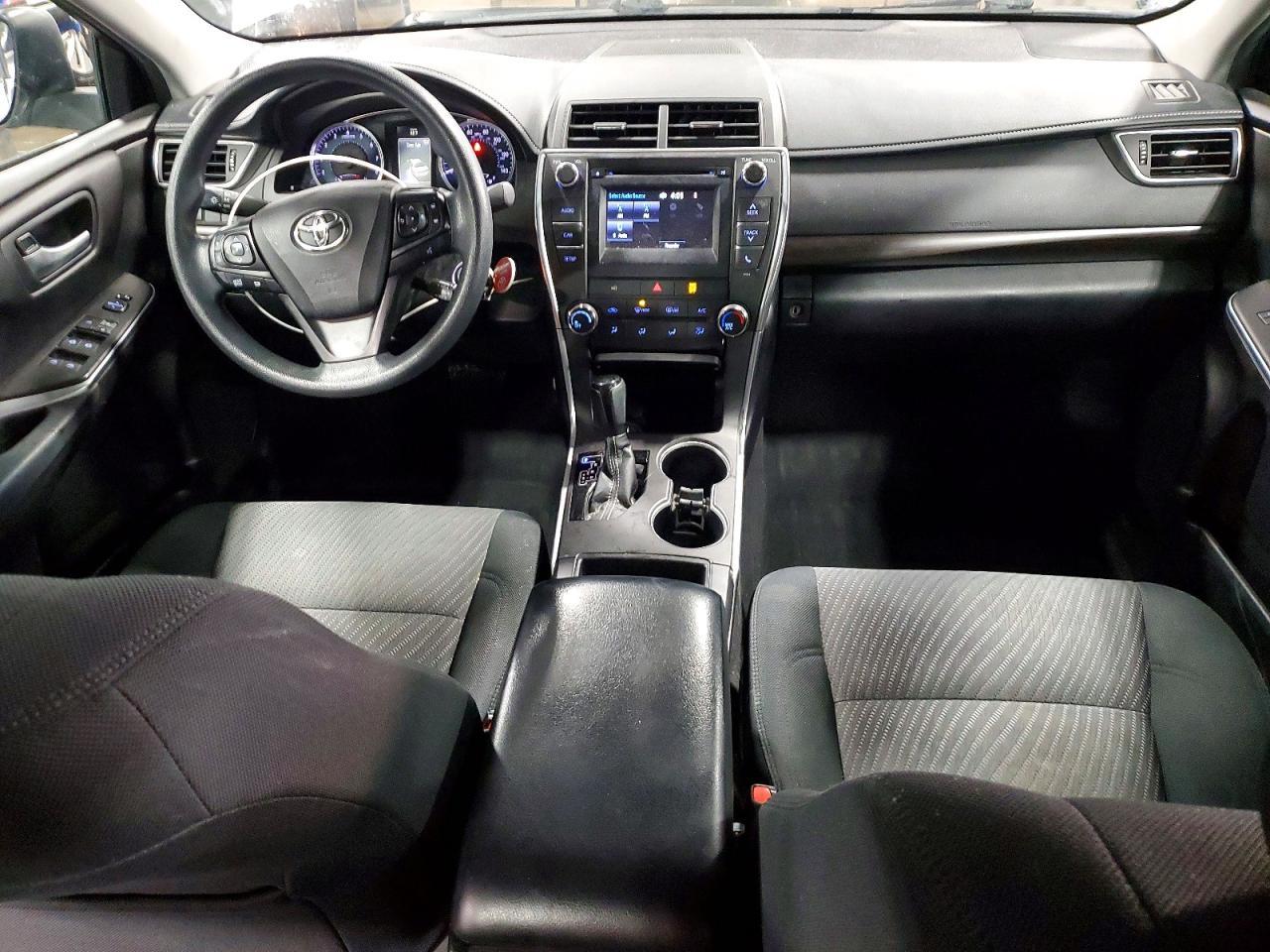 2016 TOYOTA CAMRY