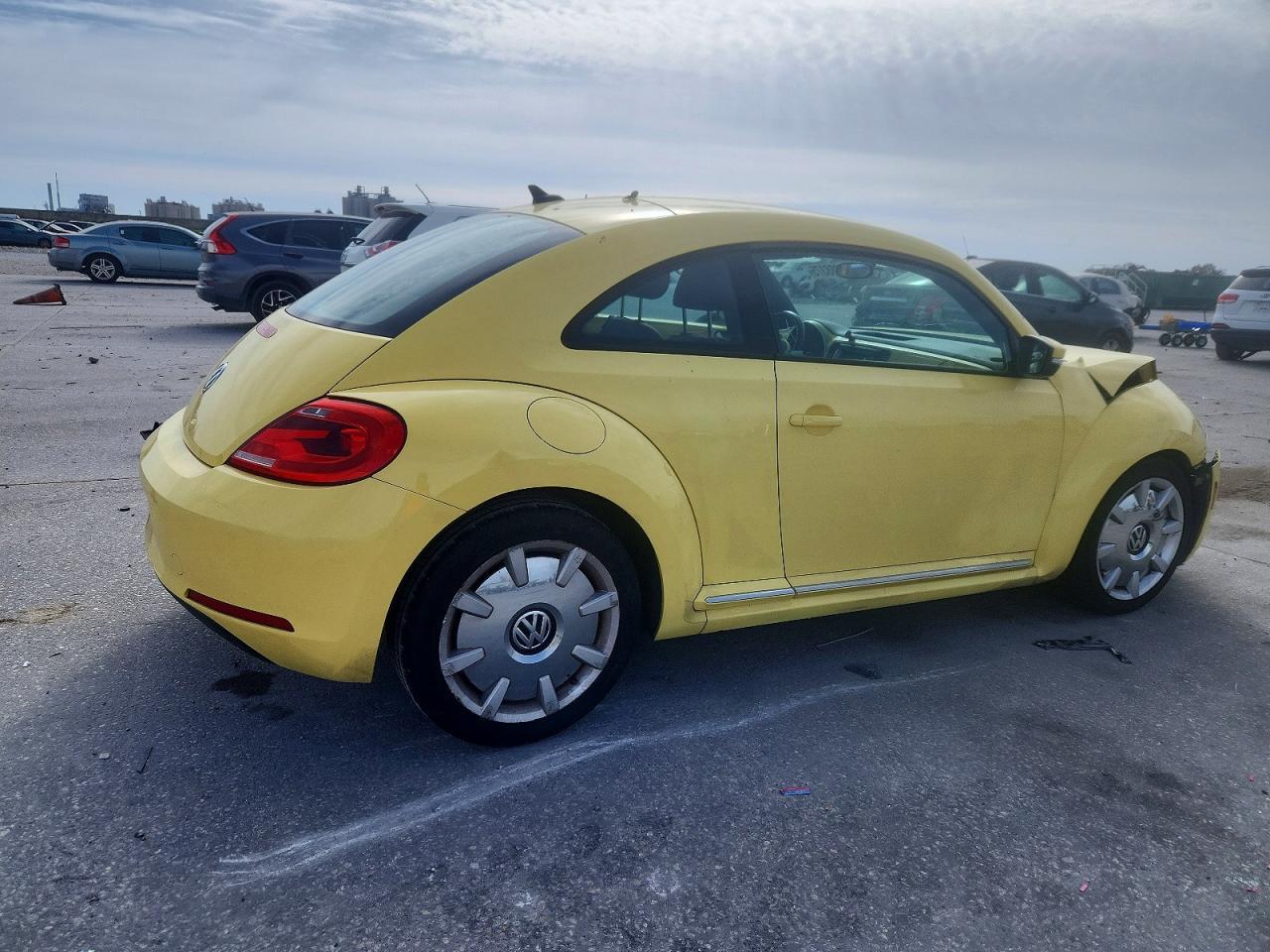 2012 VOLKSWAGEN Beetle