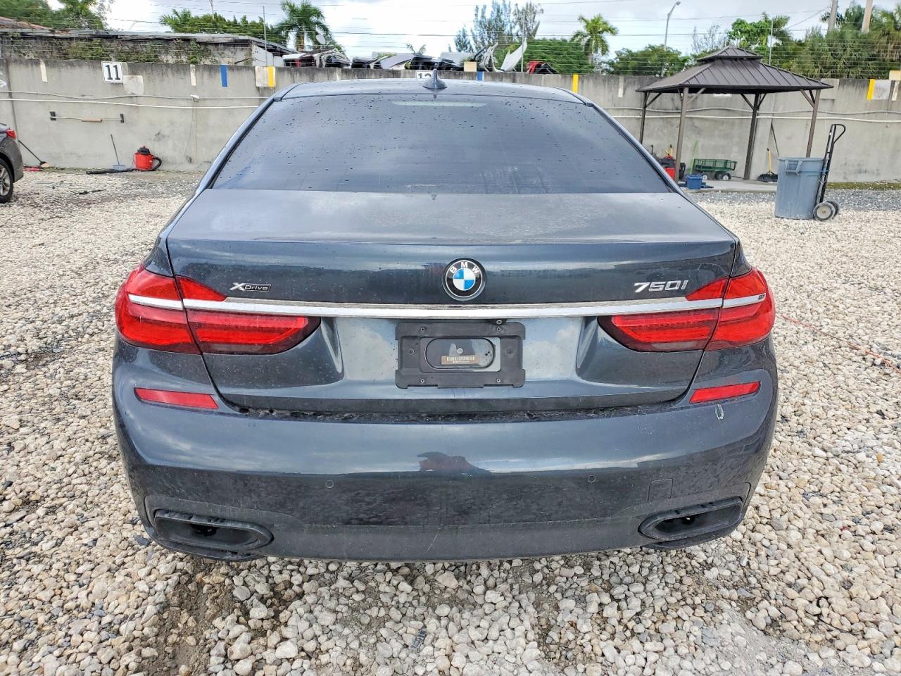 2016 BMW 7 series