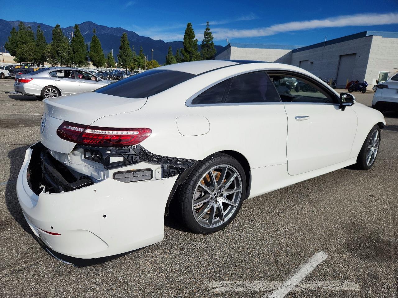 2022 MERCEDES-BENZ E-Class