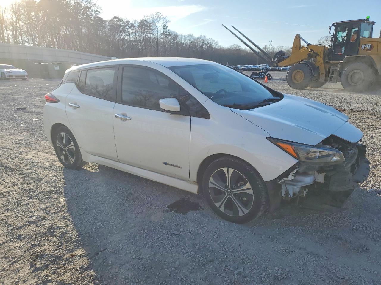 2018 NISSAN LEAF