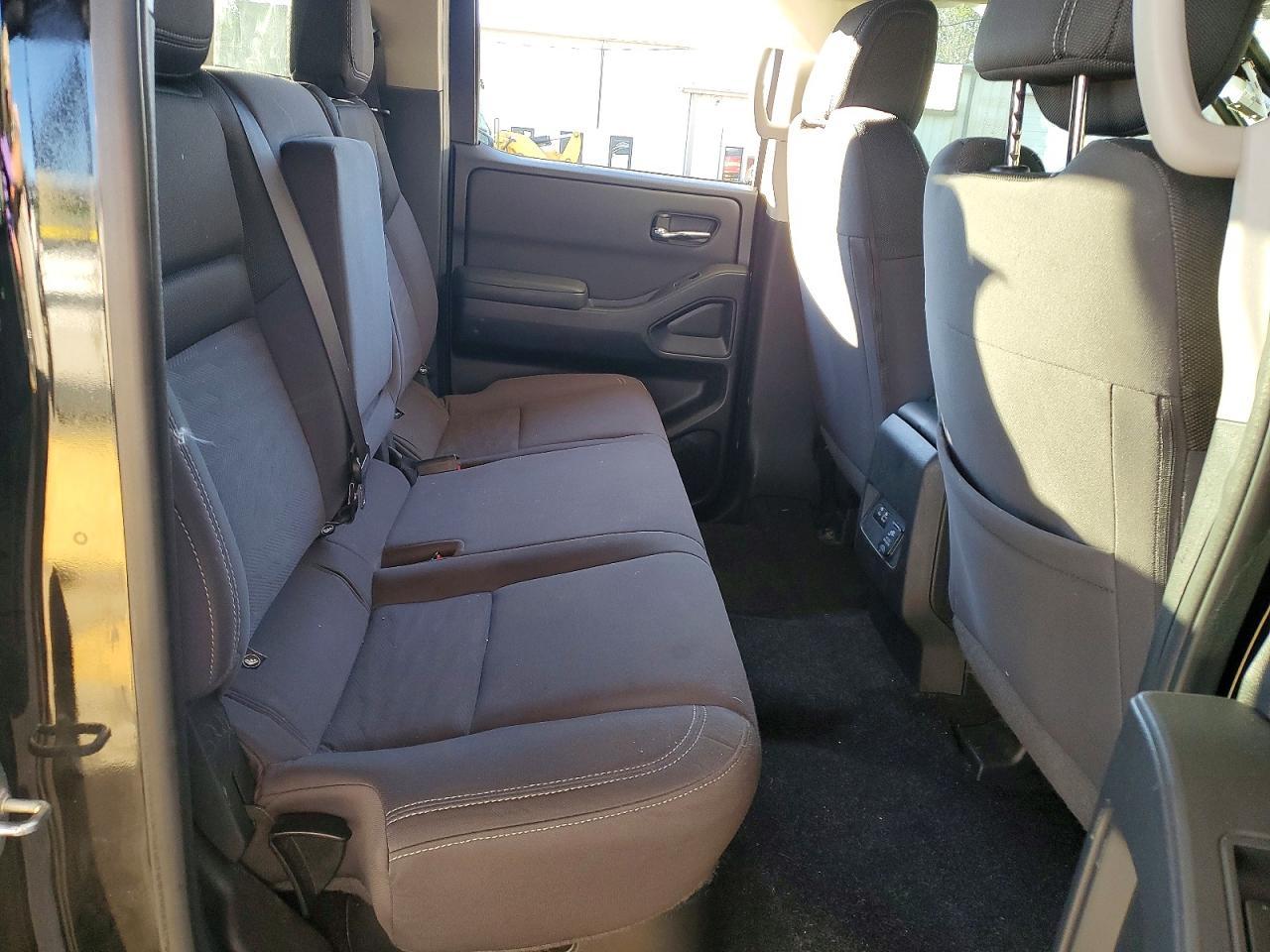 2023 NISSAN Frontier