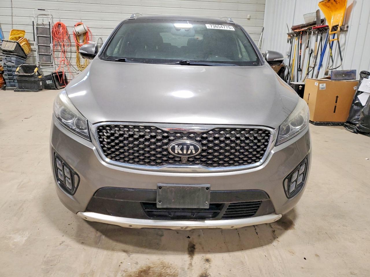 2016 KIA SORENTO
