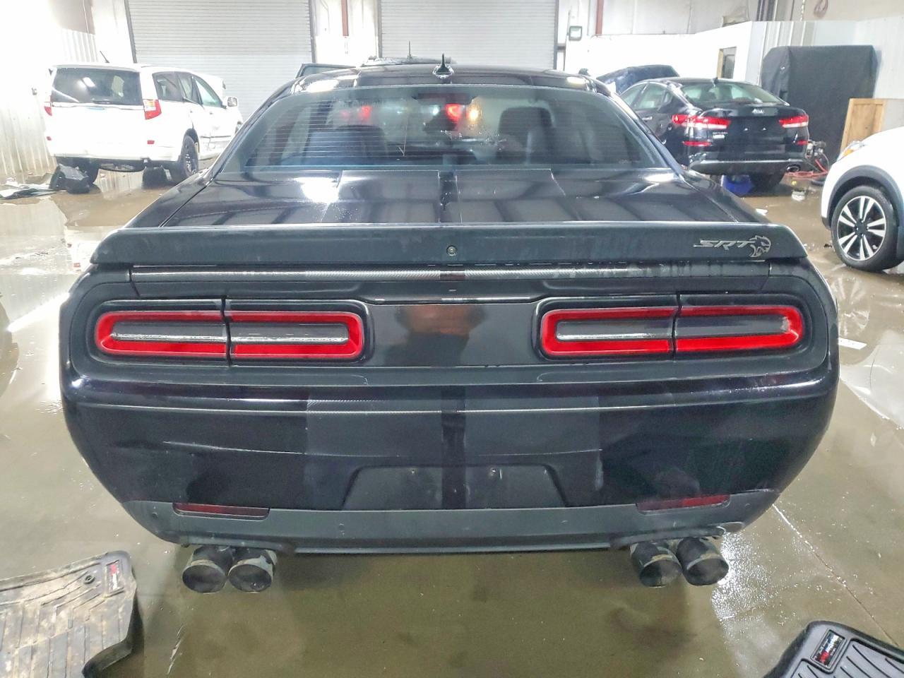 2016 DODGE Challenger