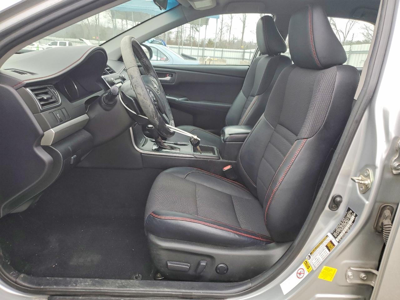 2016 TOYOTA CAMRY