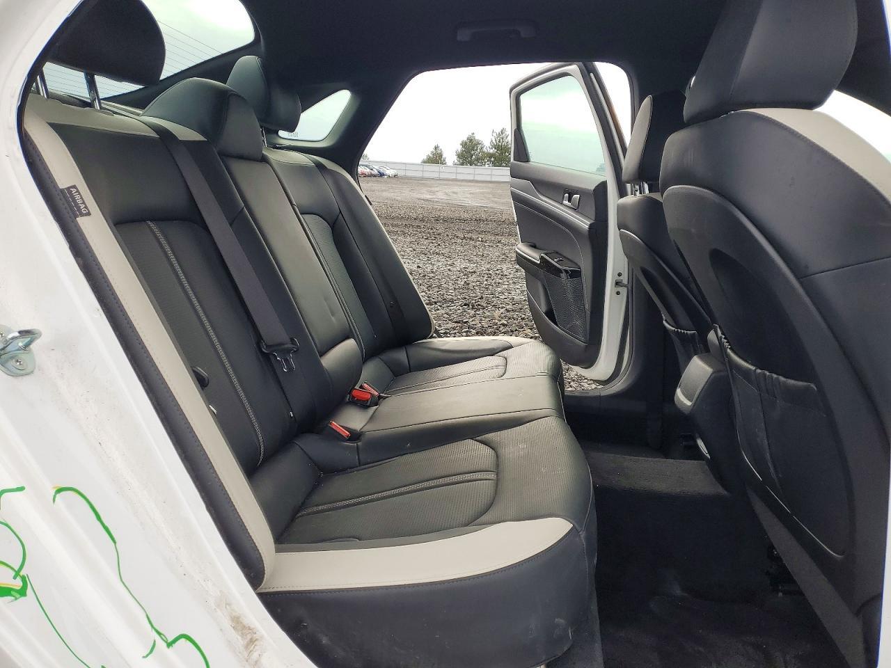2025 KIA K5