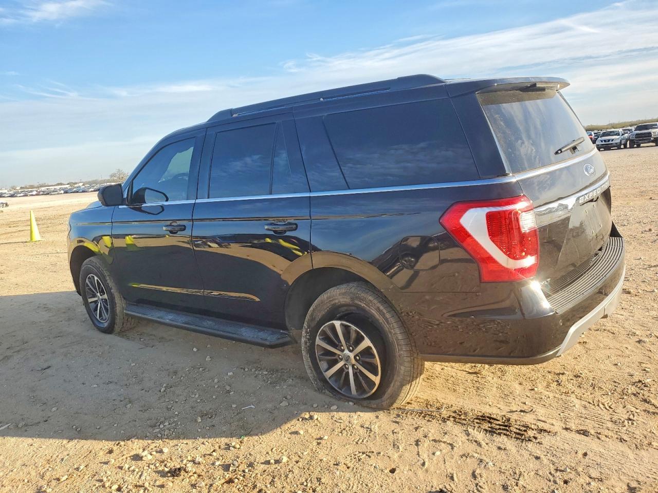 2021 FORD Expedition