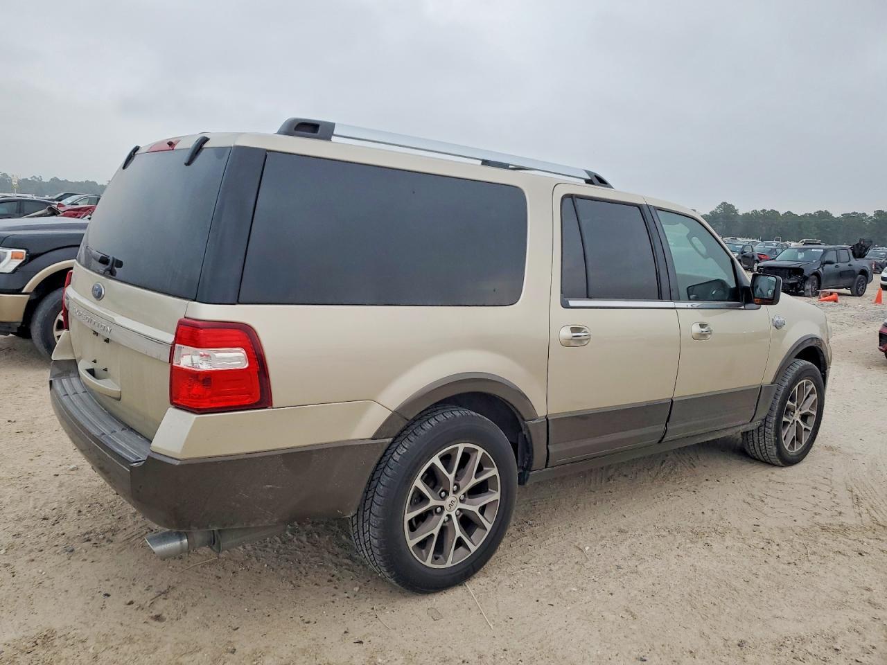 2017 FORD Expedition