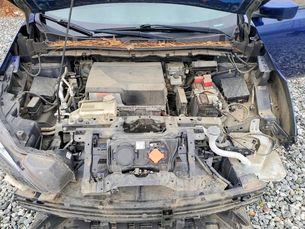 2021 NISSAN LEAF