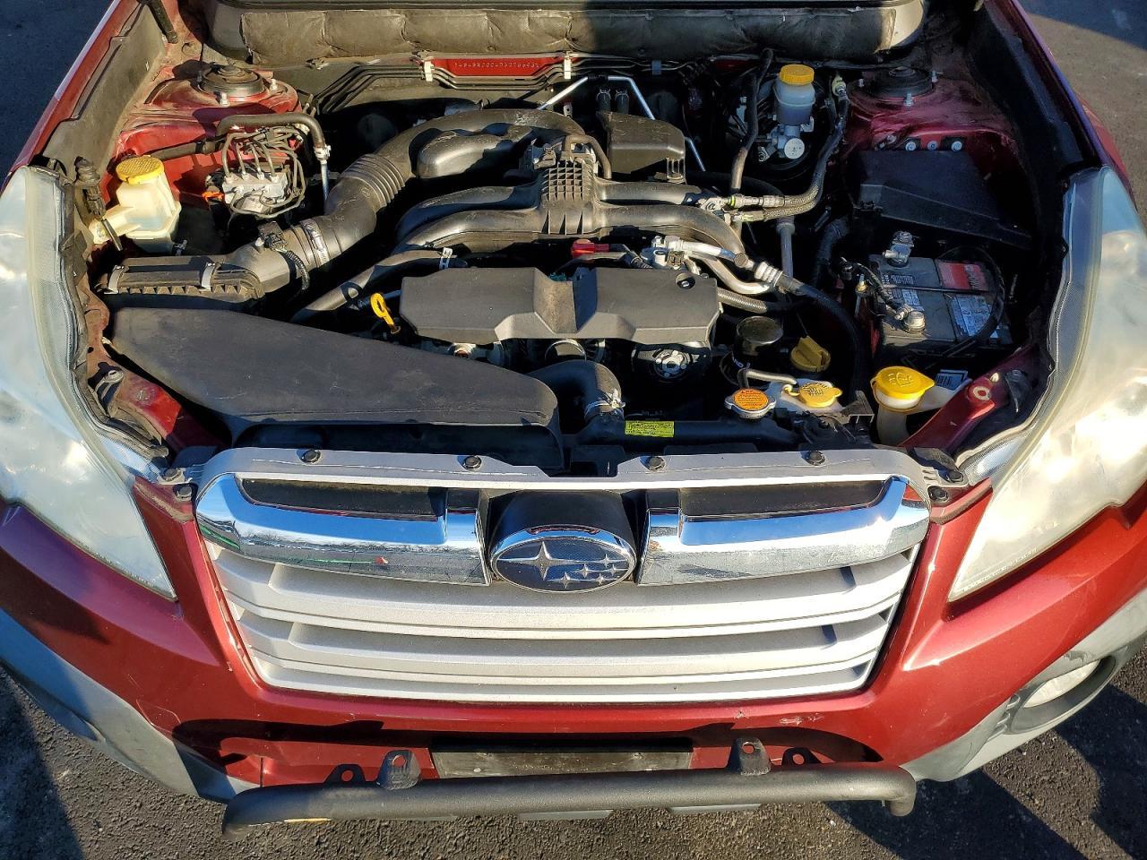 2013 SUBARU Outback