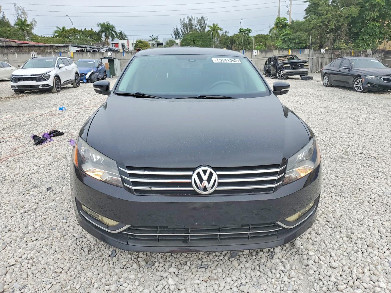 2015 VOLKSWAGEN Passat