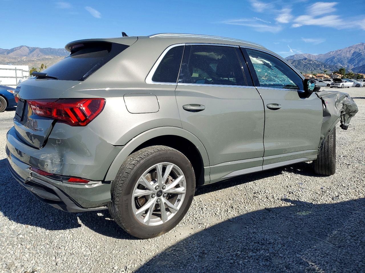 2024 AUDI Q3