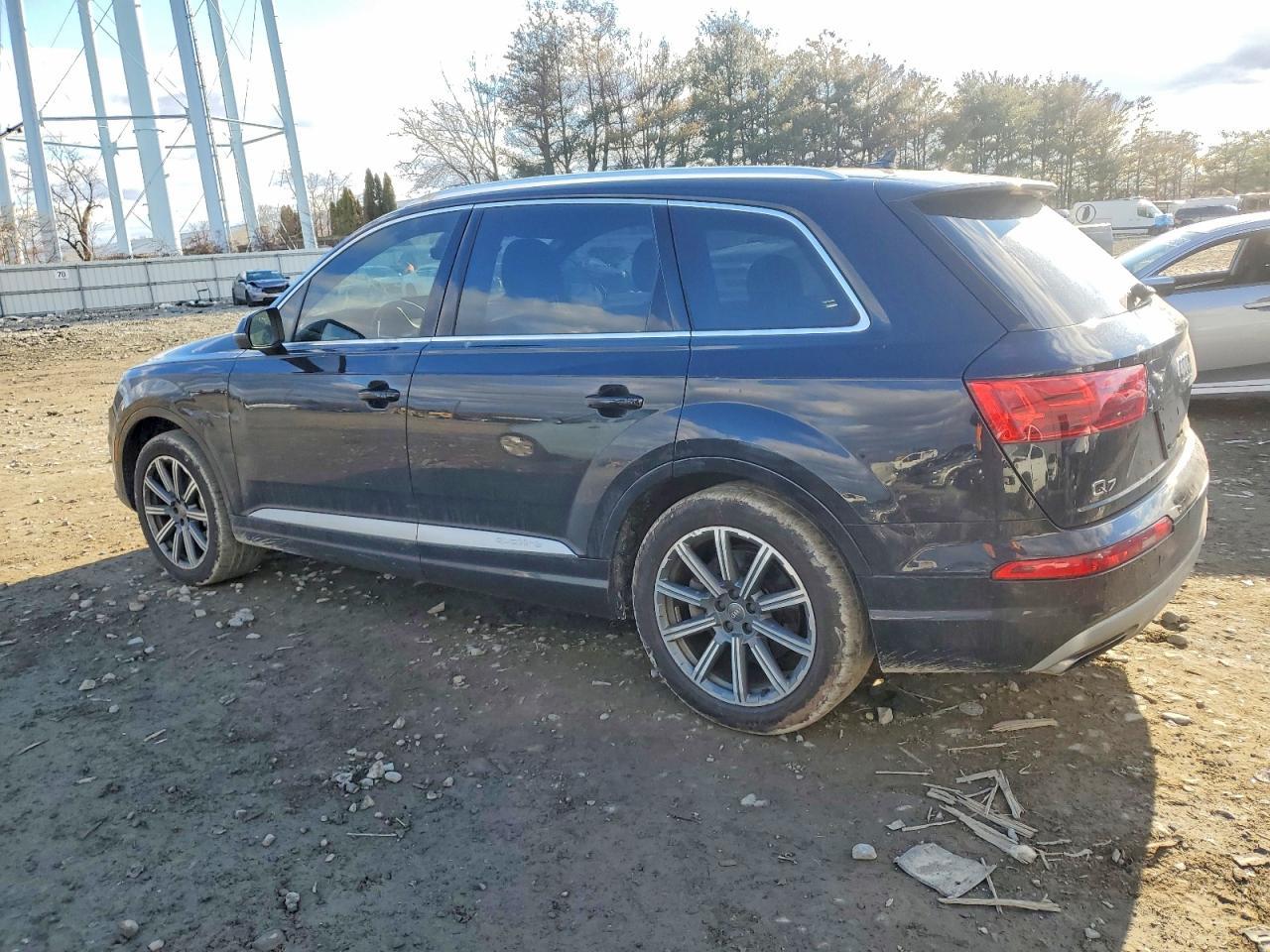 2017 AUDI Q7