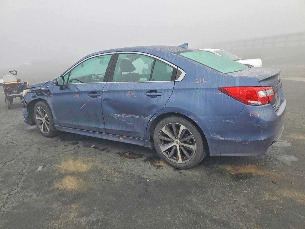 2017 SUBARU Legacy