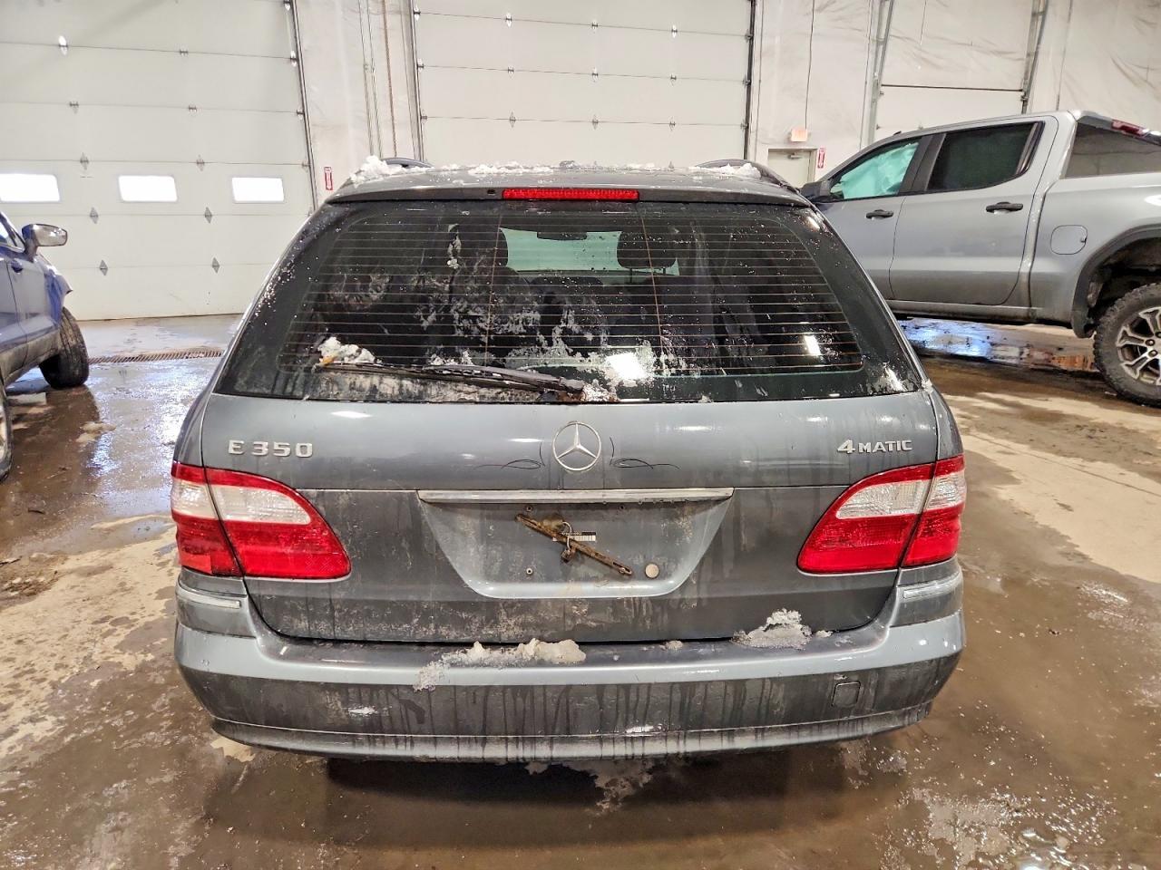 2006 MERCEDES-BENZ E-Class