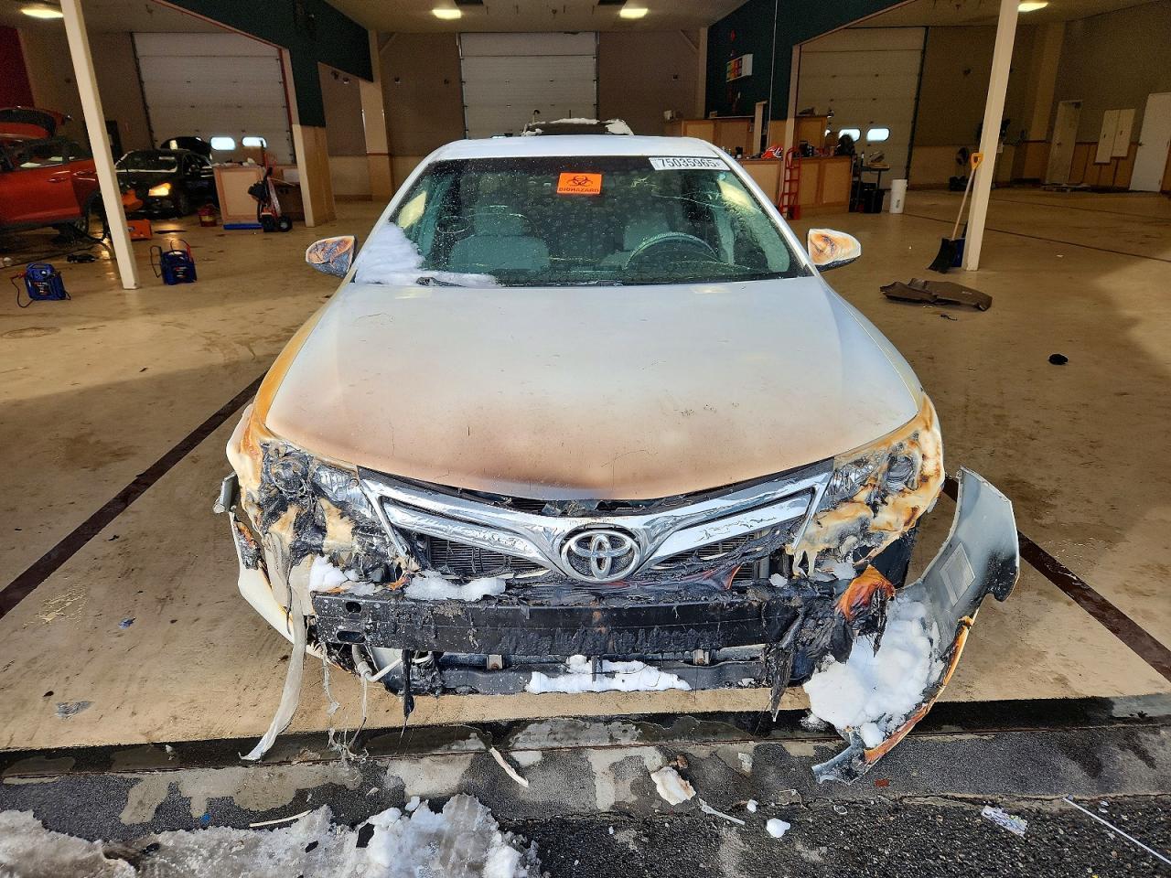 2012 TOYOTA CAMRY