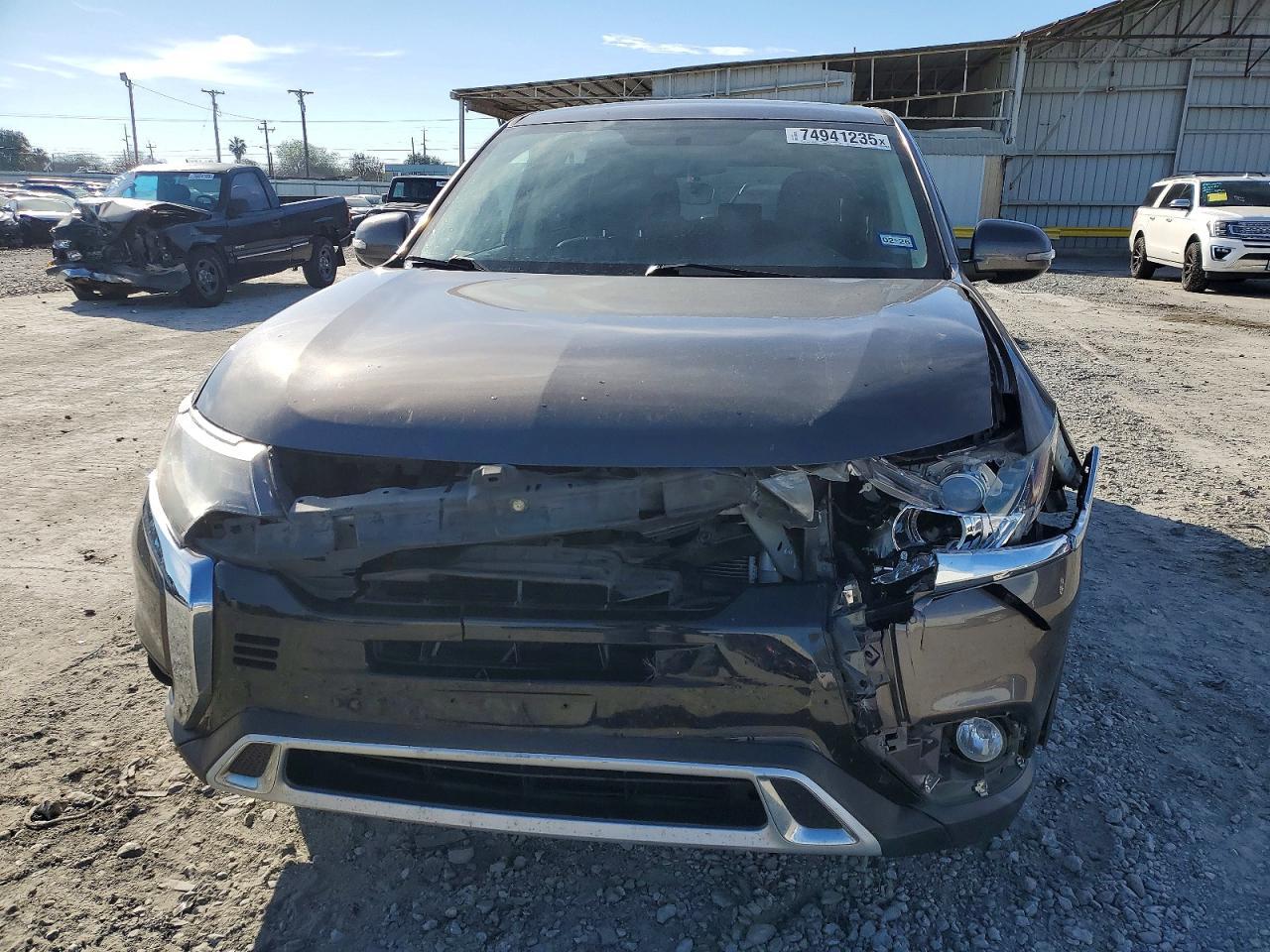 2019 MITSUBISHI outlander