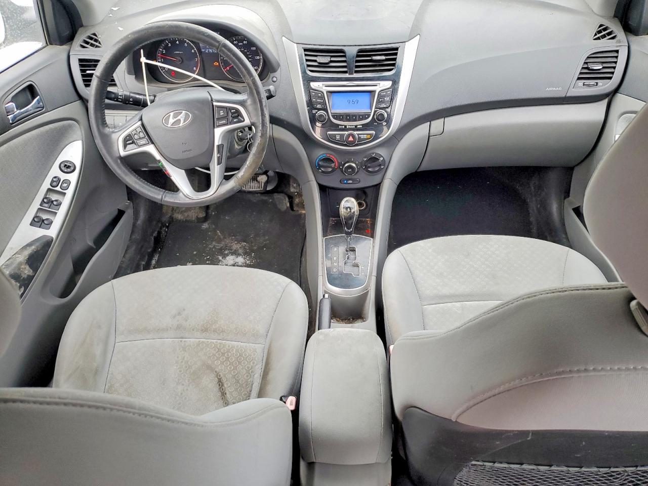 2012 HYUNDAI ACCENT