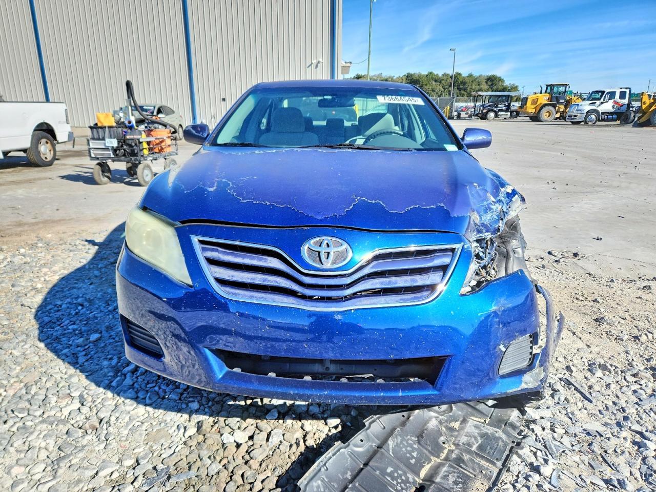 2010 TOYOTA CAMRY