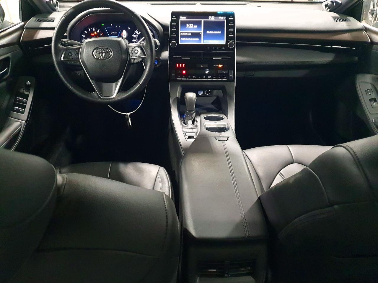 2019 TOYOTA Avalon