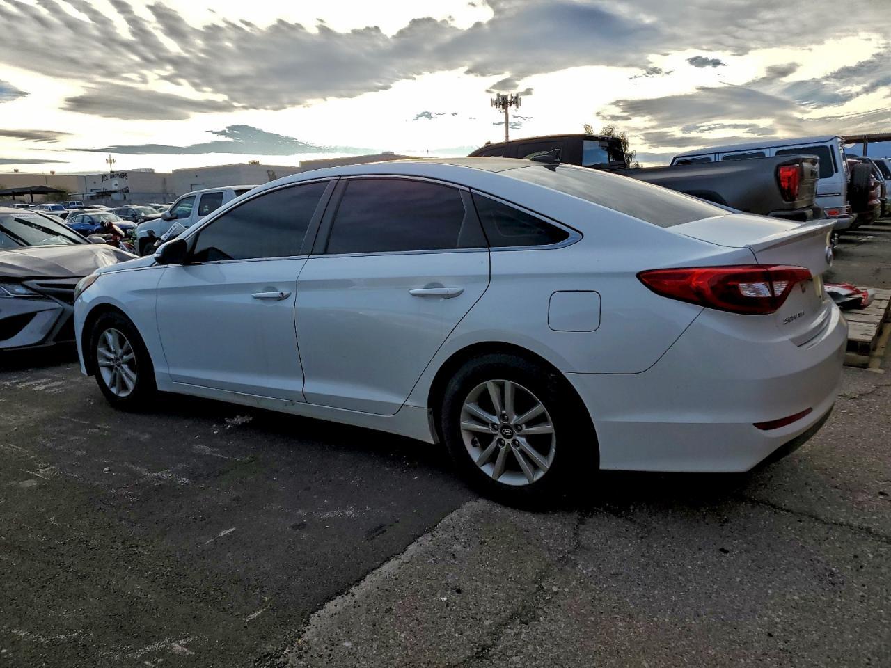 2016 HYUNDAI SONATA