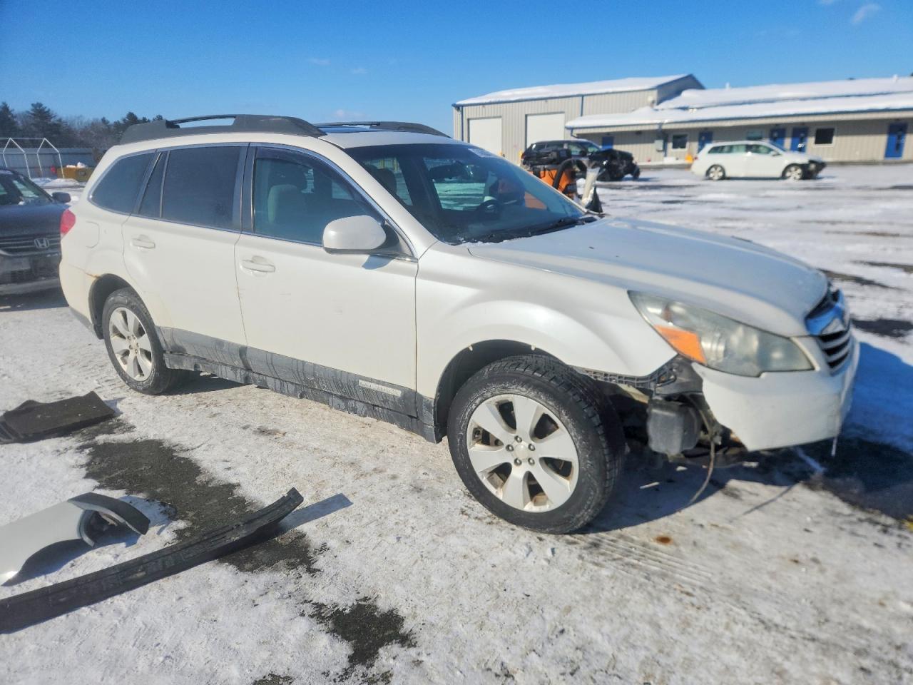 2010 SUBARU Outback