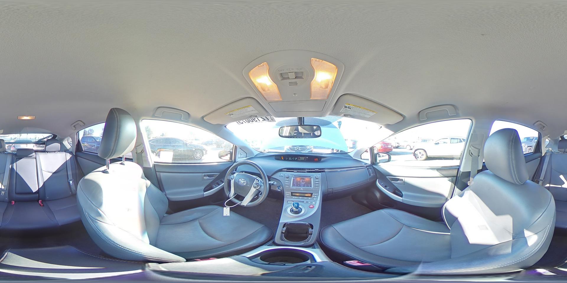 2012 TOYOTA PRIUS