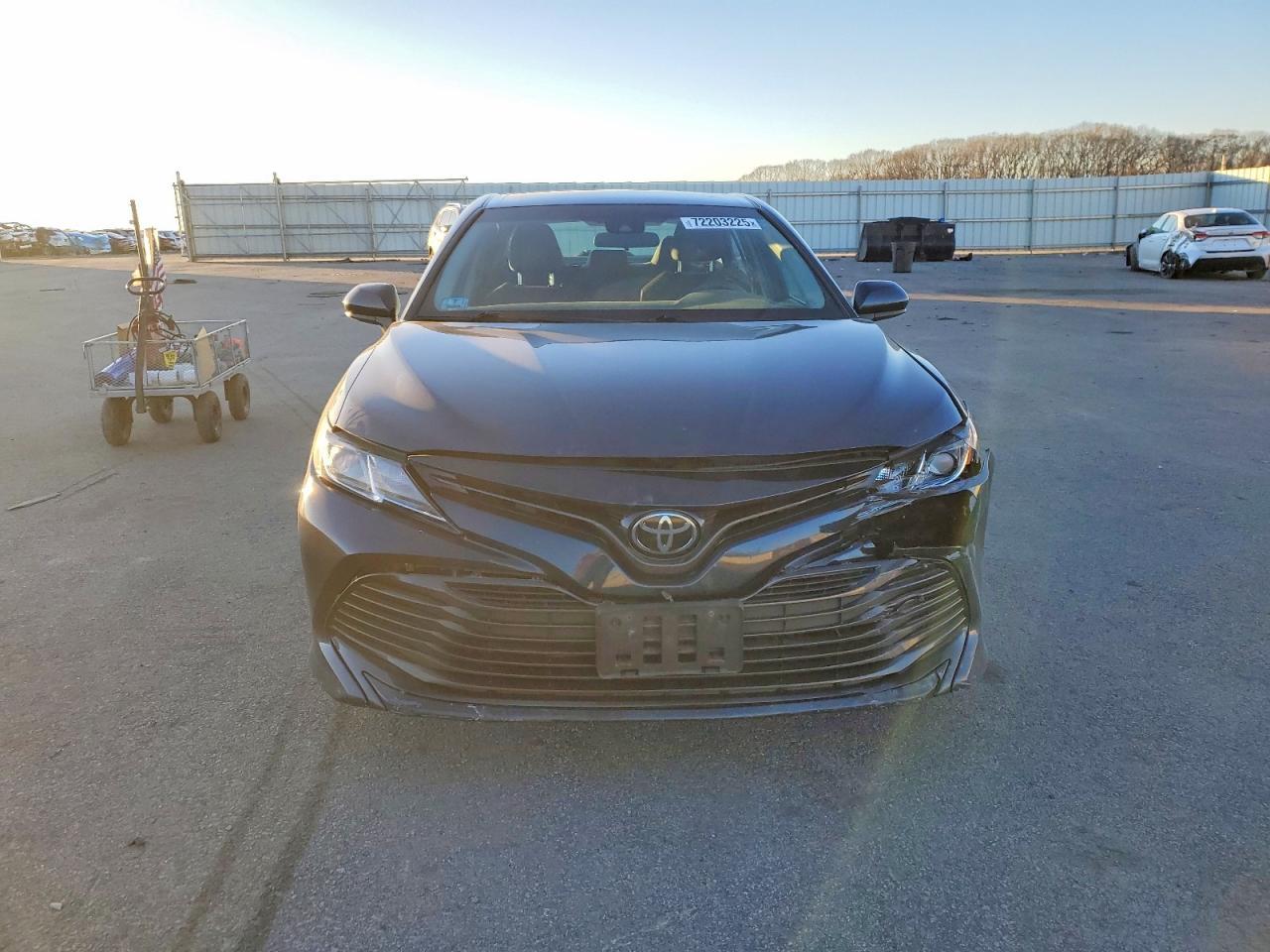 2018 TOYOTA CAMRY