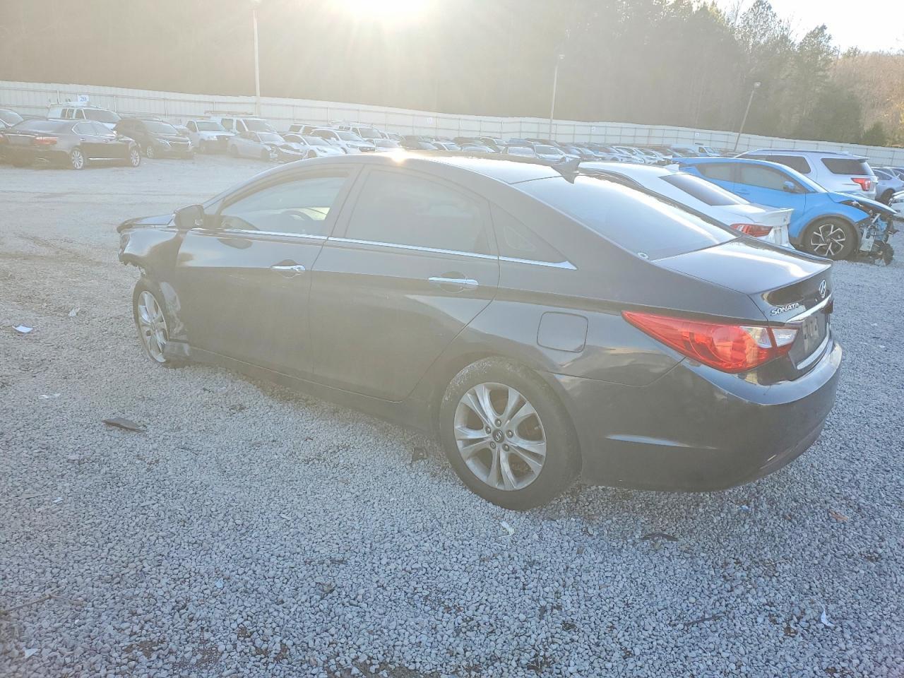 2011 HYUNDAI SONATA
