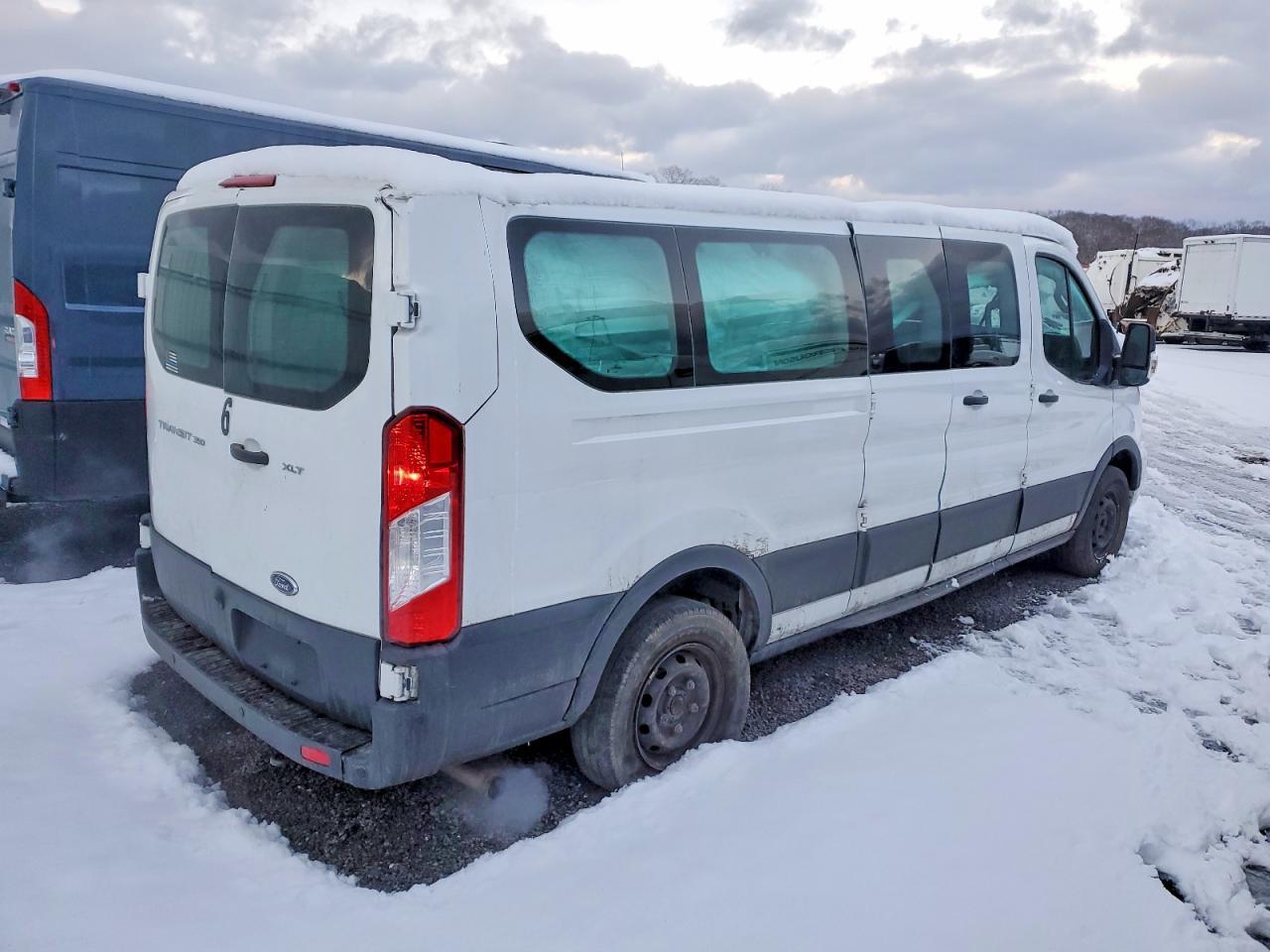 2021 FORD Transit