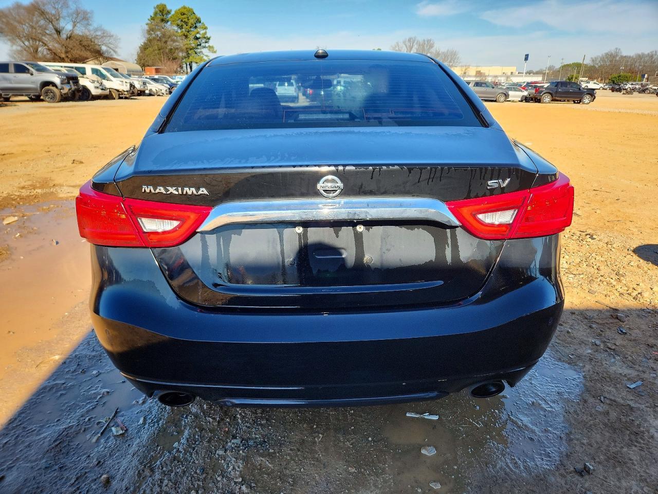 2017 NISSAN Maxima
